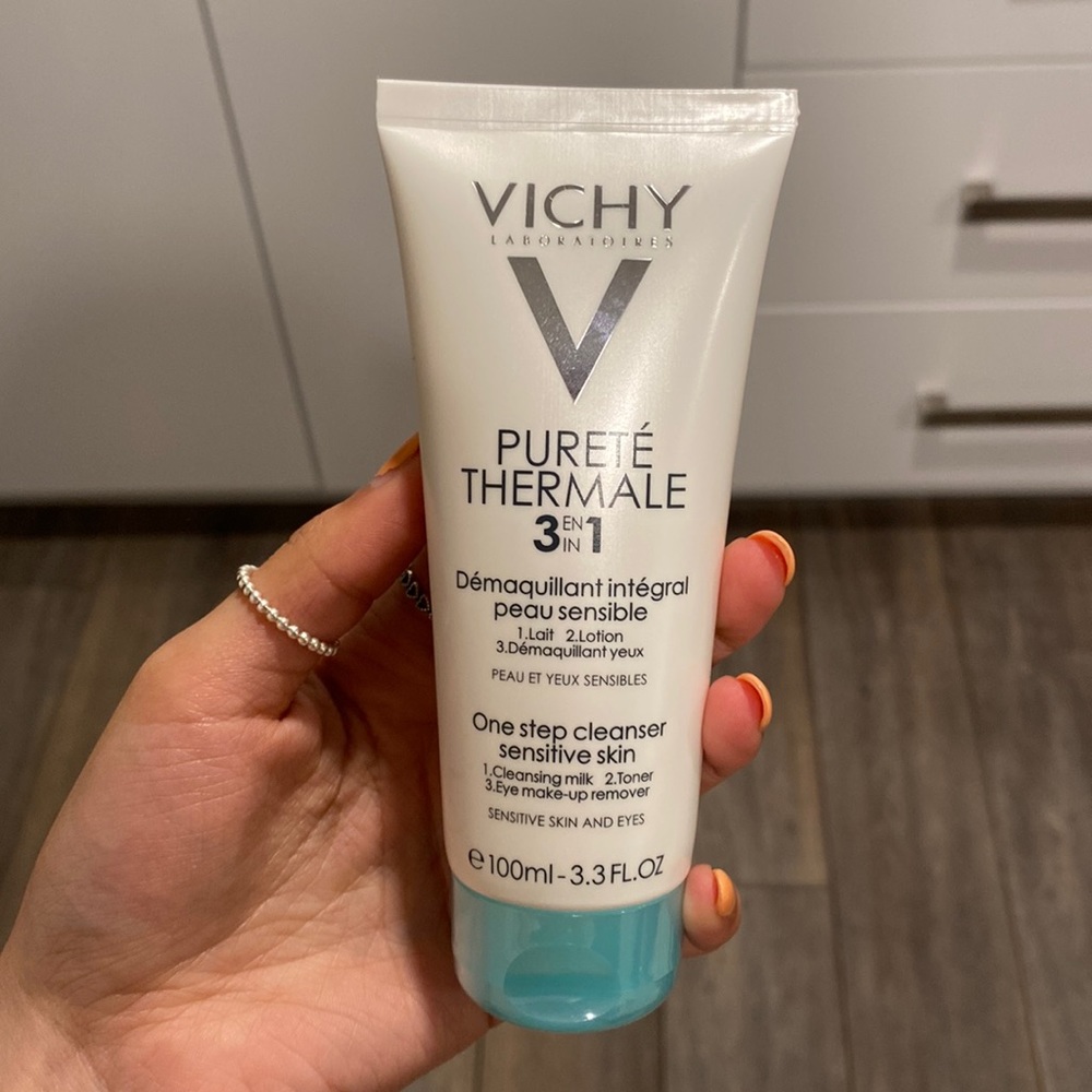 Vichy 3 in 1 makeup remover